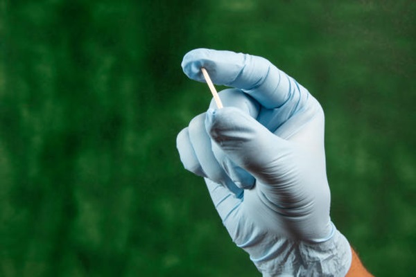 Implantes hormonais: o caminho personalizado para o equilíbrio hormonal!