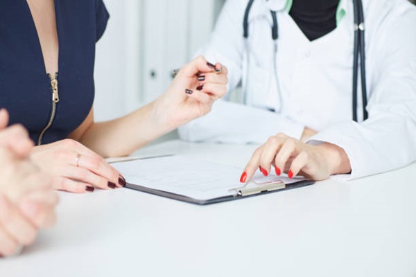 Implantes hormonais: o caminho personalizado para o equilíbrio hormonal! Implantes hormonais: o caminho personalizado para o equilíbrio hormonal!